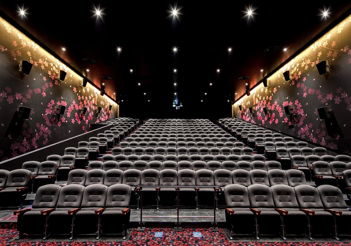 JMAX THEATER とやまの劇場内